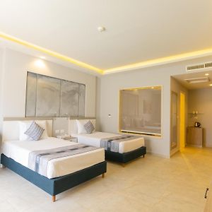 Aladdin Beach Resort